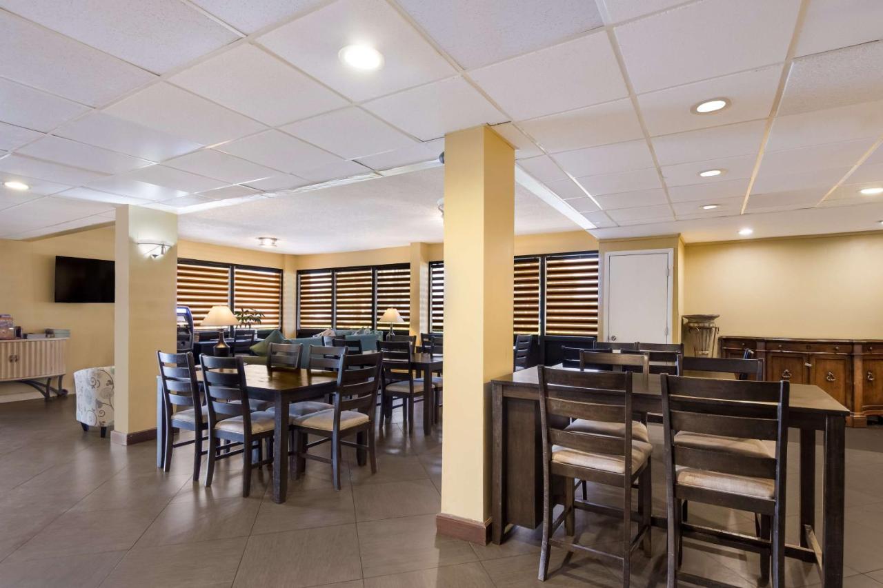 Surestay Hotel By Best Western St Pete Clearwater Airport Экстерьер фото
