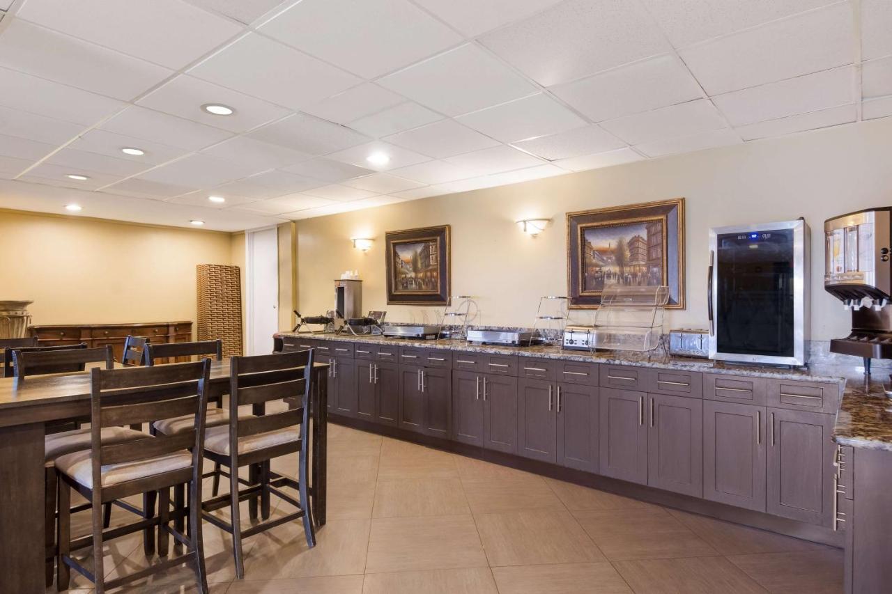 Surestay Hotel By Best Western St Pete Clearwater Airport Экстерьер фото